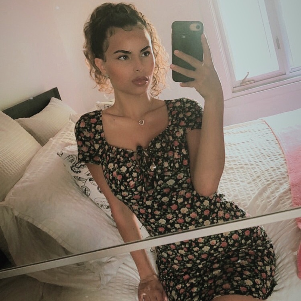 Meet your Posher, Leïla